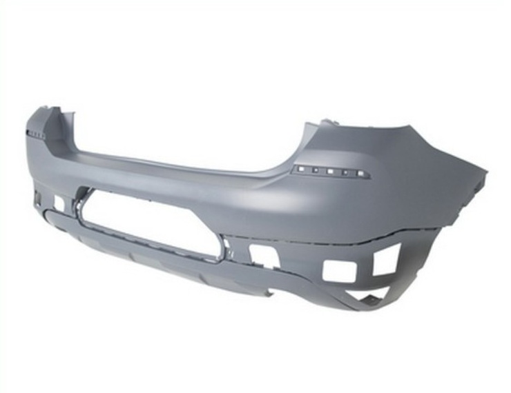 Pare-chocs arrière apprêté