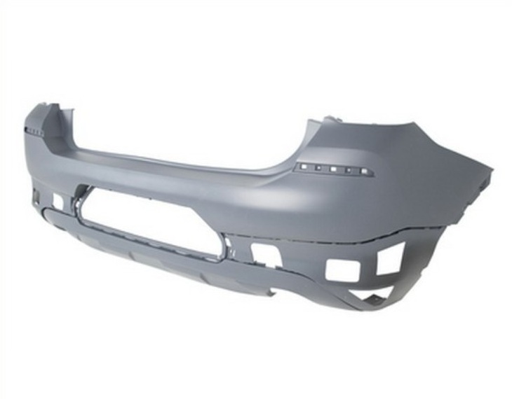 Pare-chocs arrière apprêté, avec trou caméra