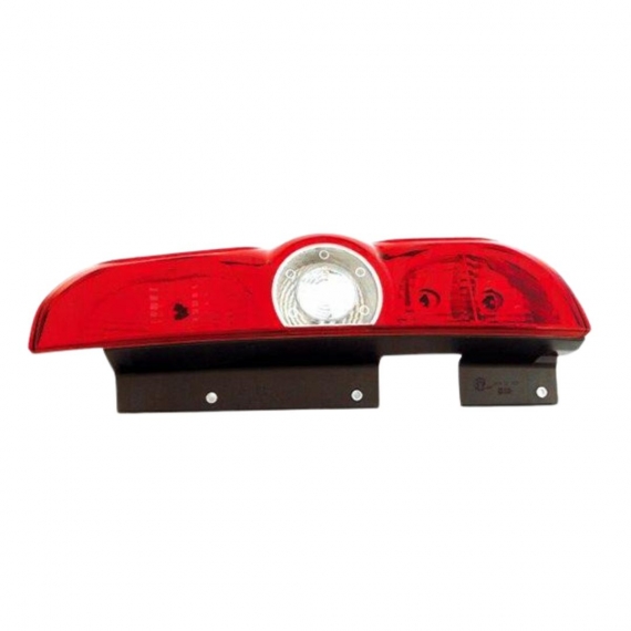 Feu arrière droit (MAGNETI MARELLI)