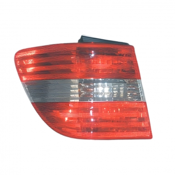 Feu arrière droit, extérieur, gris (MAGNETI MARELLI)